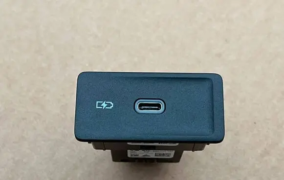 Volkswagen ID. Buzz USB socket connector 17A035222A 3G5035954
