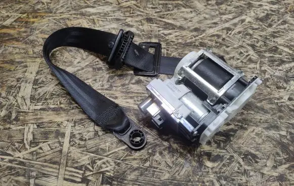 Jaguar XJL Front seatbelt 100216200302 34059558F 34059361