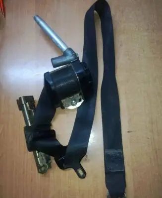 Mercedes-Benz E W124 Front seatbelt 1248600586