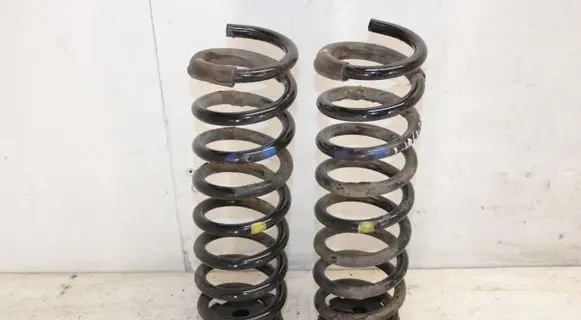 Hyundai i40 Rear coil spring 553413S000