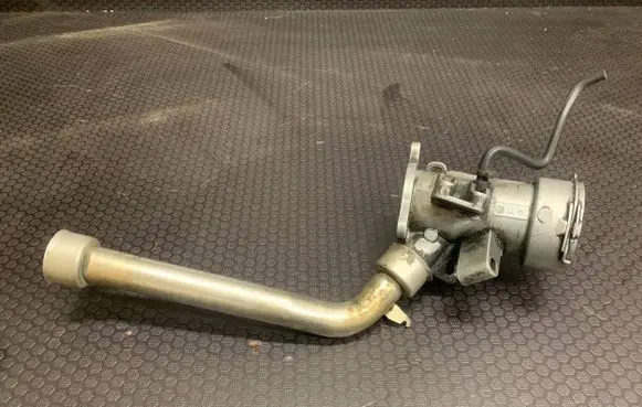 Mercedes-Benz C W203 EGR valve A6460900054 202311145