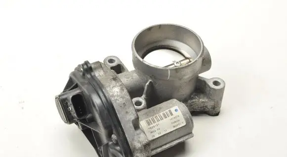 Volvo C30 Electric throttle body valve 4M5GFA
