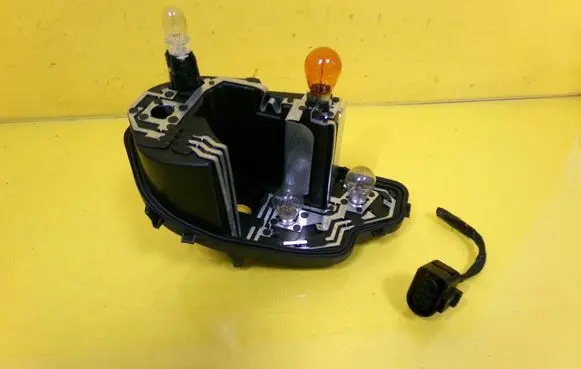 Seat Ibiza IV (6J,6P) Tail light bulb cover holder 89392910