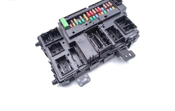 Ford Transit Courier Central body control module GK2T15604FAF A2C755705020000
