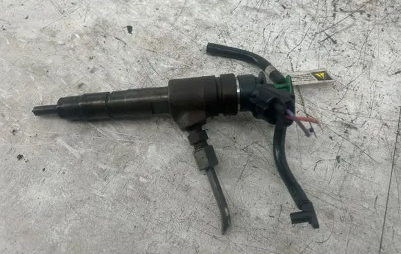 Ford Fiesta Fuel injector 0445110340
