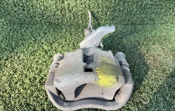 Rear brake caliper
