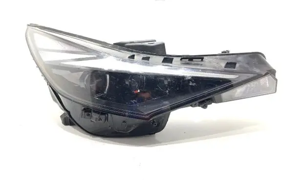 Hyundai Elantra VII Headlight/headlamp 92102-AA