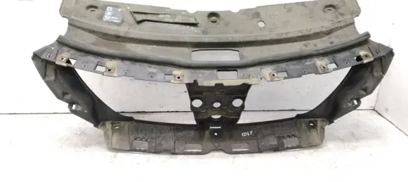 Renault Latitude (L70) Top upper radiator support slam panel 101990718R 620363694R