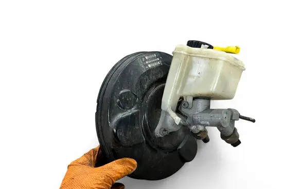BMW Z4 E85 E86 Brake booster 6757273