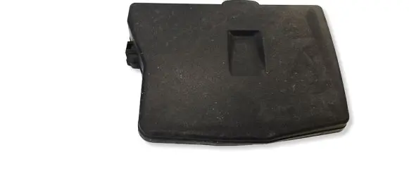 Toyota Verso Fuse box cover 8266205160
