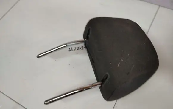 Opel Signum Front seat headrest 