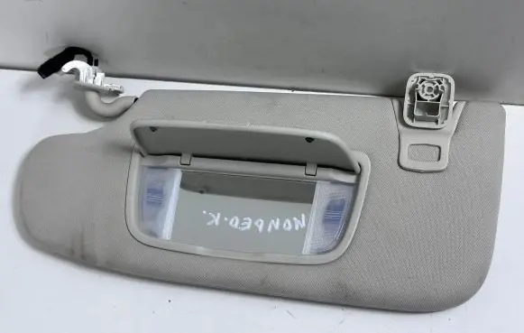 Ford Mondeo MK V Sun visor DS73F04100