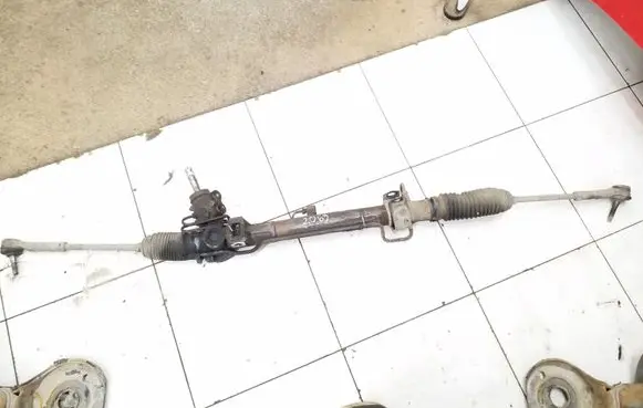 Chrysler Voyager Steering rack