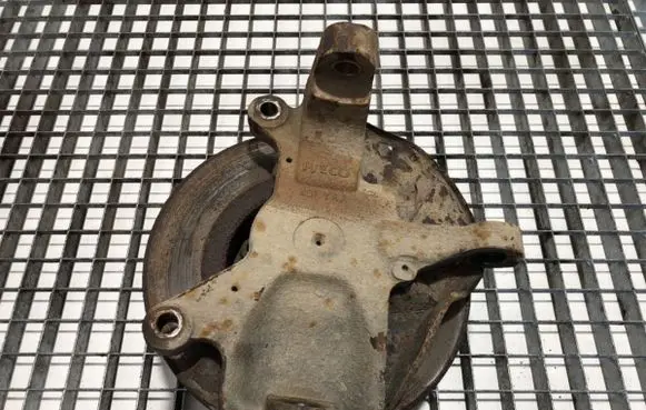Iveco Daily 3rd gen Front wheel hub spindle knuckle