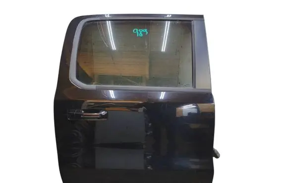 Ram 1500 DT Rear door