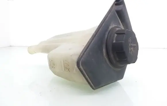 Volvo S40, V40 Coolant expansion tank/reservoir 30804963 30864125