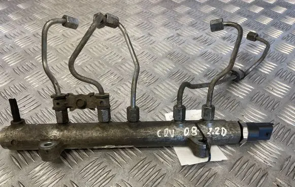 Honda CR-V Fuel main line pipe 1077800440