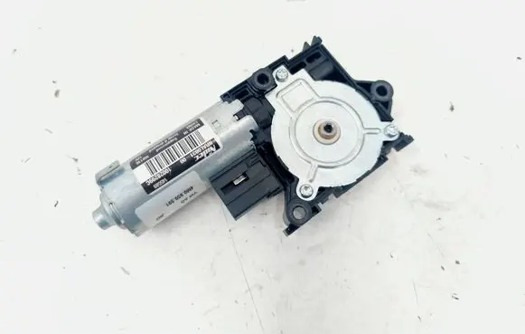 Audi Q7 4M Sunroof motor/actuator 4M0959591