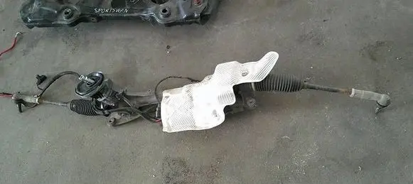 Volkswagen Golf Sportsvan Steering rack 5Q1423051AS 00987465