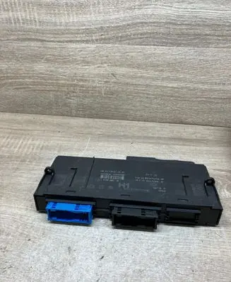 BMW 3 E90 E91 Comfort/convenience module 9247470 924746901