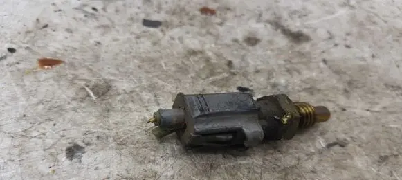 Toyota Corolla E120 E130 other engine part NOCODE