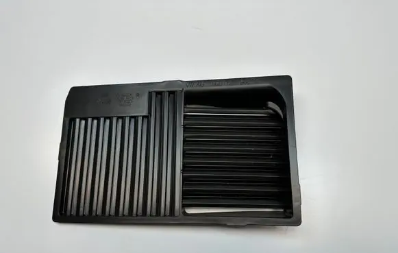 Volkswagen Golf VIII Air filter box cover 5Q0129668E