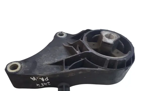 Opel Insignia A Engine mount bracket 13227767