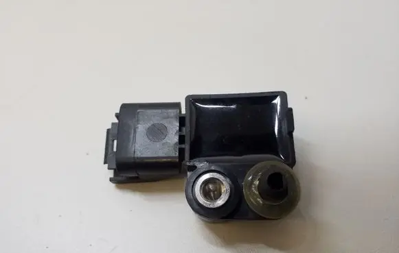 BMW 7 F01 F02 F03 F04 Airbag deployment crash/impact sensor 9159311 608999200C
