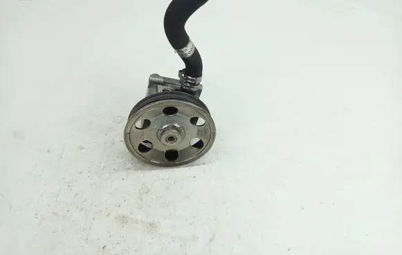 Maserati Ghibli Power steering pump 7617955170