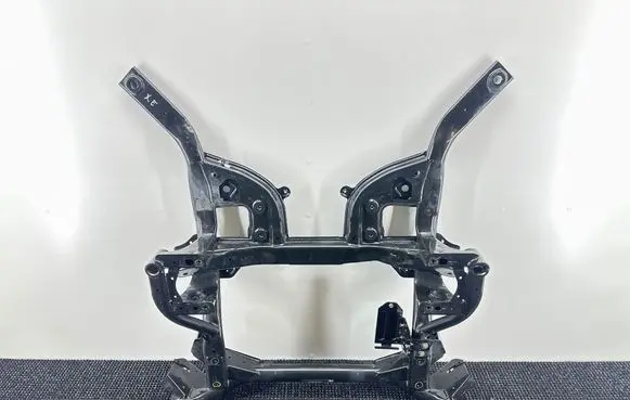 Jaguar XE Front subframe GX735C145AC