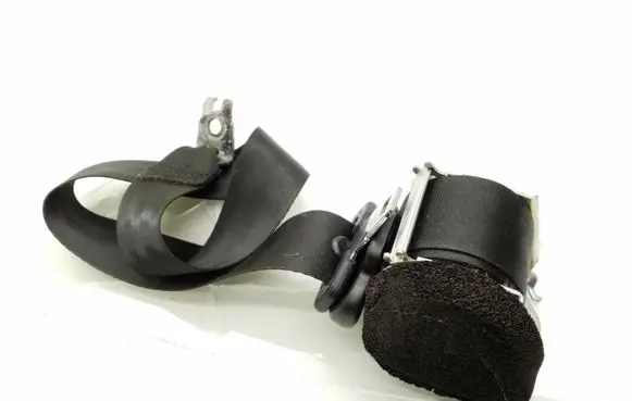Ford Galaxy Rear seatbelt 9611B69A