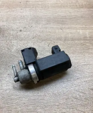 Renault Scenic II - Grand scenic II Vacuum valve 8200412085 72841706