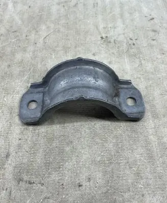 BMW X6M F86 Sway bar bush bracket, rear 6859512