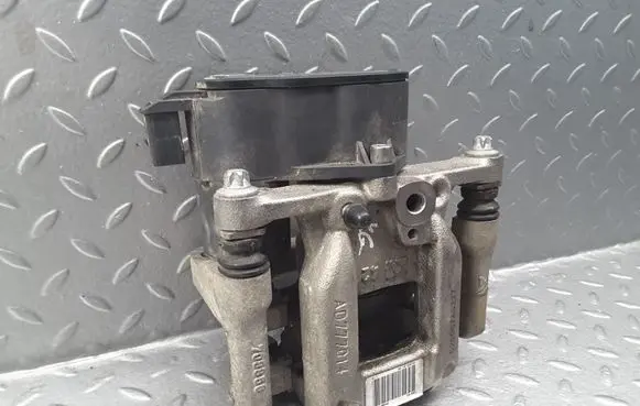 Citroen C5 Aircross Rear brake caliper 9819060880 0204L69442 02606748227