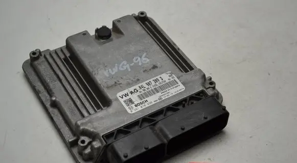 Volkswagen Golf VII Engine control unit/module 04L907309D 0281018498