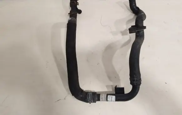 Porsche Cayenne (92A) Engine coolant pipe/hose 7P6121096 7P0121070A