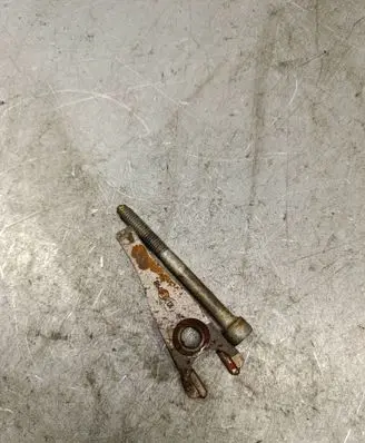 Ford Mondeo MK IV Fuel Injector clamp holder 