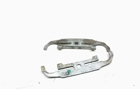 BMW X6 M Fuel Injector clamp holder 