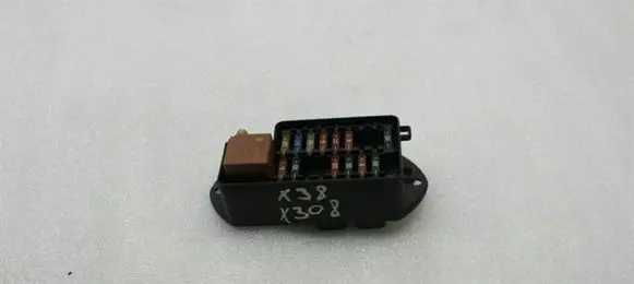 Jaguar XJ X308 Fuse module LNE2800AA