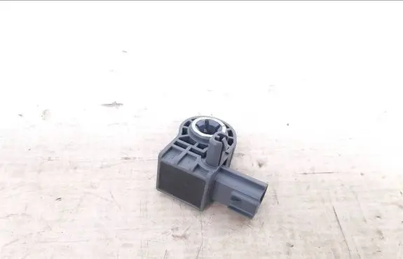 Volvo XC90 Airbag deployment crash/impact sensor 31360181