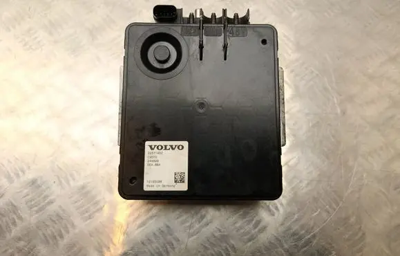 Volvo XC40 Voltage converter inverter 32371432