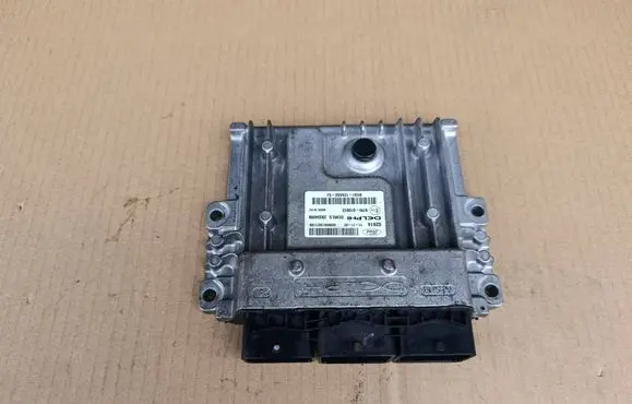 Ford Mondeo MK IV Engine control unit/module BG9112A650SJ 28334098 97RI010012