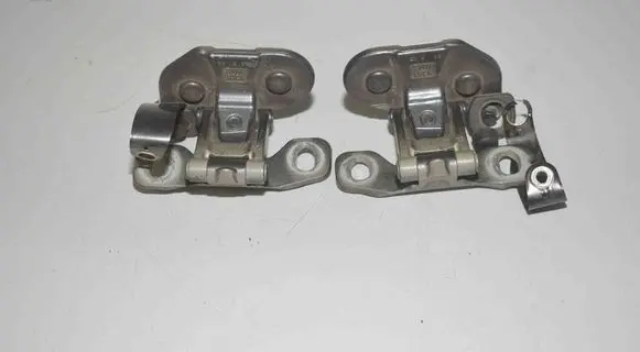 BMW X1 E84 Tailgate/trunk/boot hinge 7060626 7060625 7067219