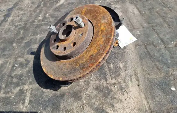 Volkswagen Golf VII Front wheel hub spindle knuckle 5Q400054DR