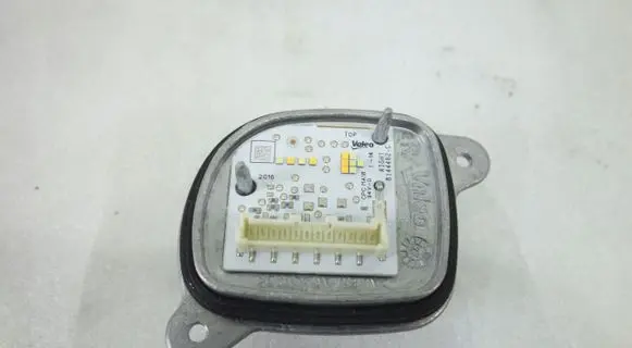 Opel Corsa F LED ballast control module 90186993C