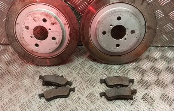 Toyota Yaris Rear brake disc