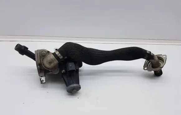 Jaguar XF X260 EGR valve 50276432 09017610L G4D39D475AA