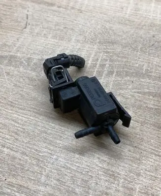 Opel Astra H Turbo solenoid valve 72213800