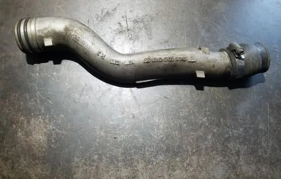 Porsche Cayenne (9PA) Intercooler hose/pipe 94810604907