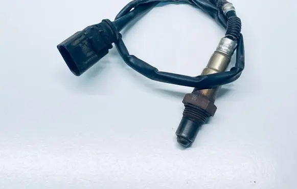 Volkswagen Jetta VI Lambda probe sensor 03C906262AL